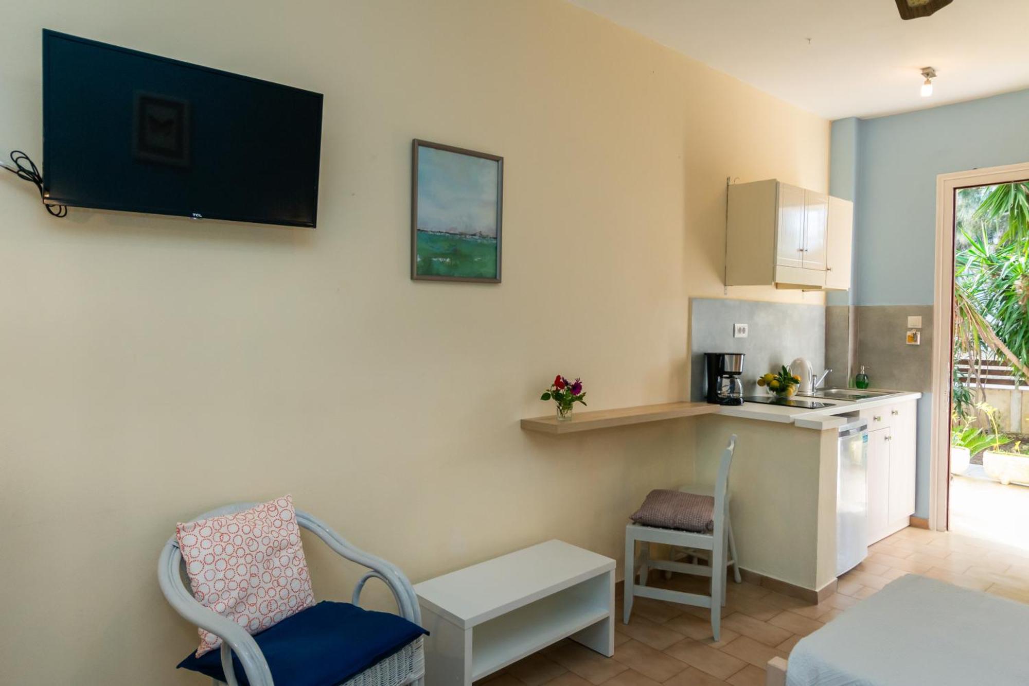Hara Aparthotel